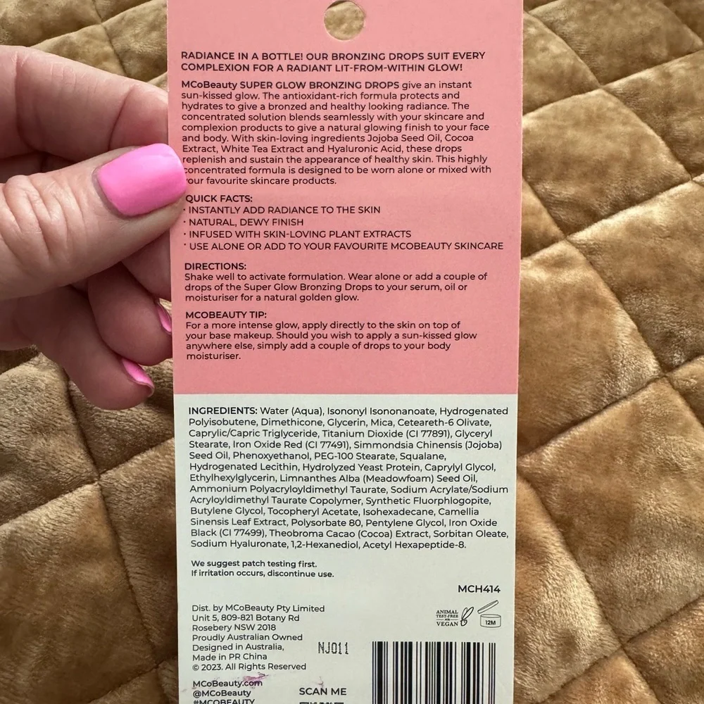 MCoBeauty “bronzing drops!” See pic for all the details and information 😍
